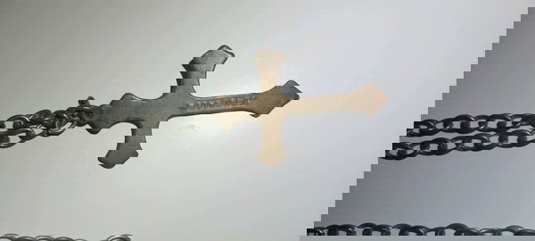 σταυρός λαιμου