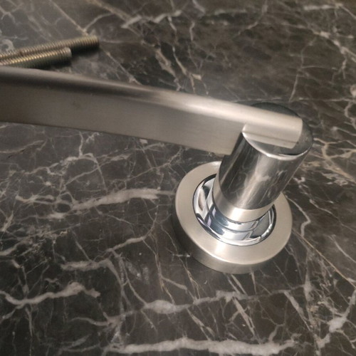 Inox 304 door handle used, 20 cm screw distance