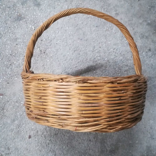 Baskets used, pack of 4, two large low, one tall and one small