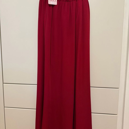 Maxi skirt Doca new, size S, red with 2 pockets