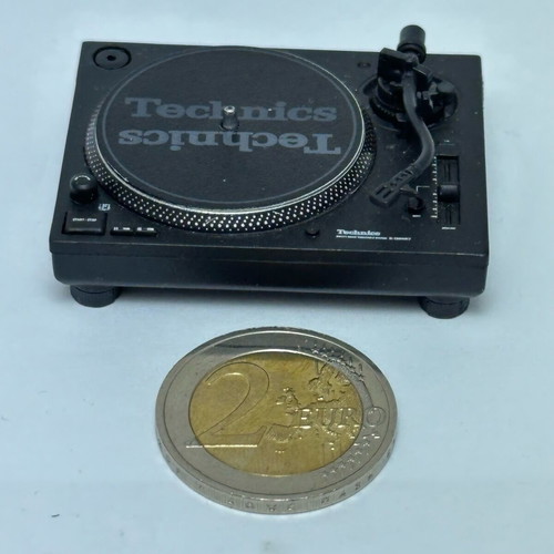 Technics SL-1210 MK7 Miniature Black used without needle