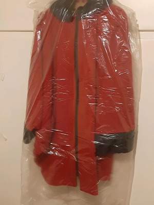 Coat like new, size XS, black and red