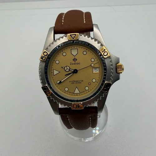 Zodiac Quartz 200m Water Resistant Watch used