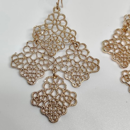 Gold Filigree Earrings like new, lightweight, hook clasp