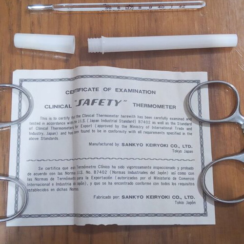 Vintage Sankyo Safety Clinical Mercury Thermometer Complete Set