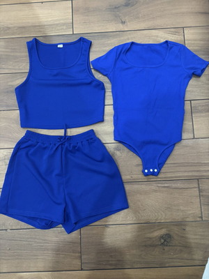 Girls' set with top, bodysuit and shorts size 14, like new, blue