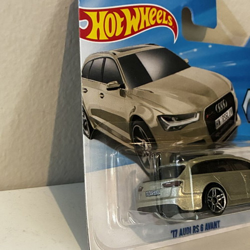 Audi RS6 Hot Wheels '17 Avant new