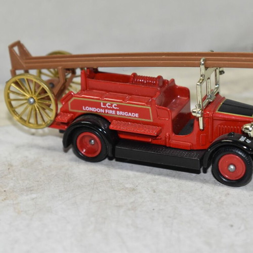 Days Gone L.C.C. London Fire Brigade fire truck model used