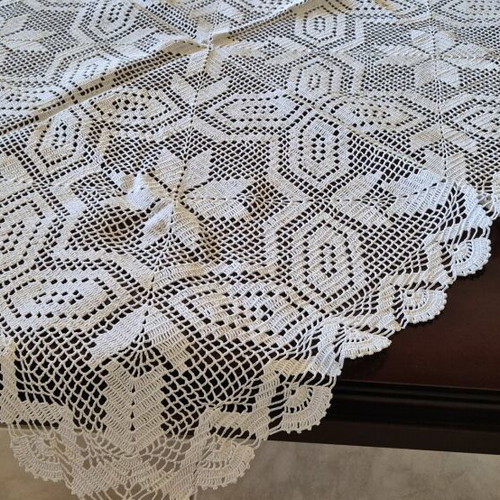 Handmade crocheted tablecloth new white 85x85 cm
