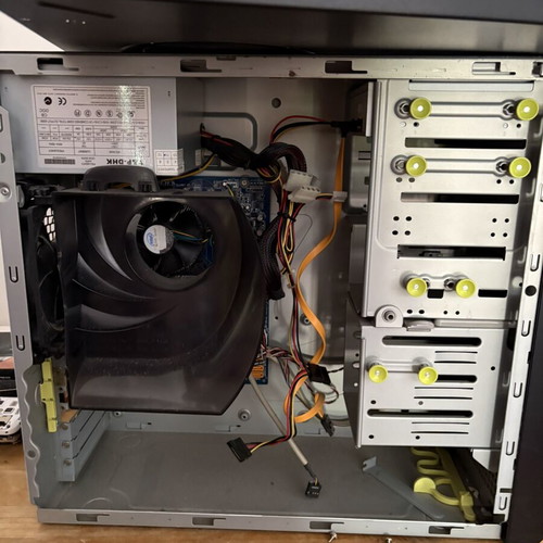 Computer used, functional without hard drive