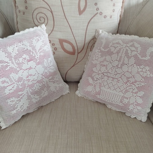 Vintage handmade crochet pillow set of 3 with filling, like new