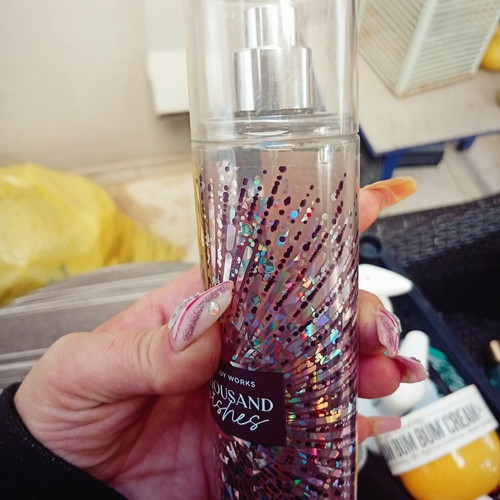 Bath and Body Works A Thousand Wishes Eau de Parfum like new 236 ml