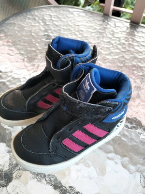 Adidas sneakers μποτάκια παιδικά μεταχειρισμένα, νούμερο 25