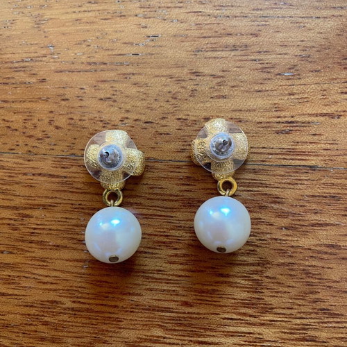 Anne Klein earrings new, white and gold