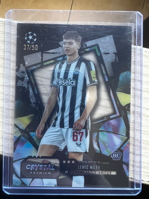 Topps Crystal Premium UEFA Lewis Miley Black Parallel RC like new