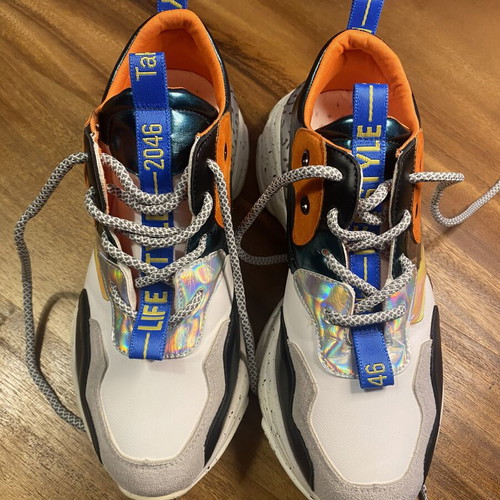 Renato Garini Multicolor Sneakers size 39 like new, narrow fit for 38