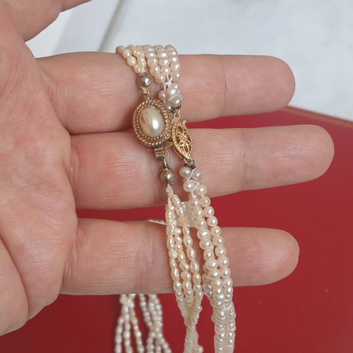 Two freshwater pearl necklaces with gold and metal clasps