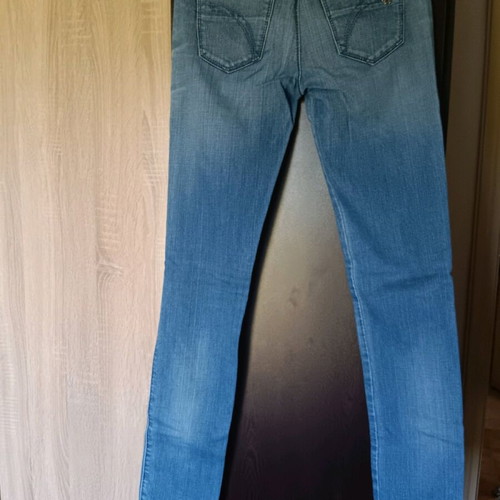 Jean Killah used, size 25 with 2 white spots