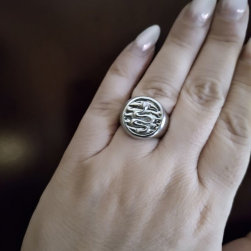 Steel adjustable ring silver color like new