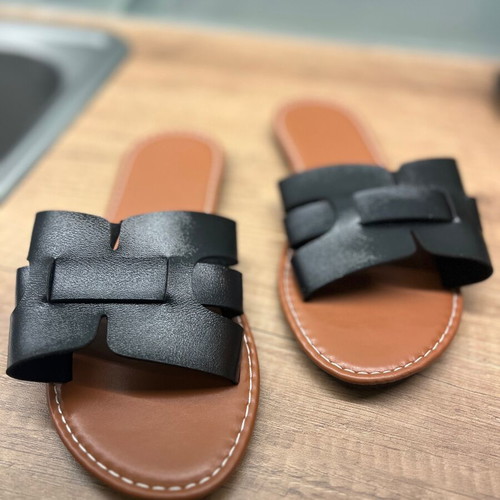 Flat sandals size 37 new, black with brown sole