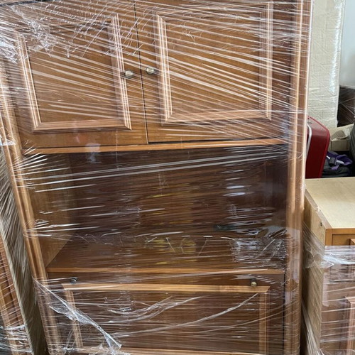 Wooden unit used, 10 pieces with display cabinets