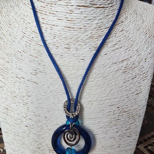 Antica Murrina Venezia Handmade Necklace Like New, Blue Murano Pendant