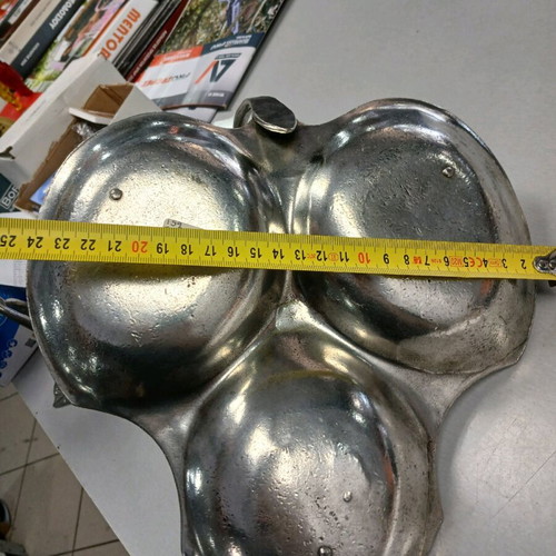 Tin platter new, tabletop bowl for nuts