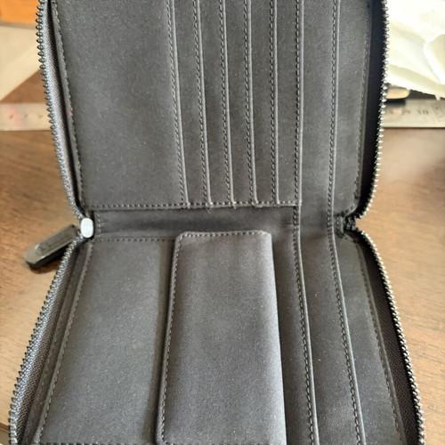 Gianfranco Ferre wallet black color new