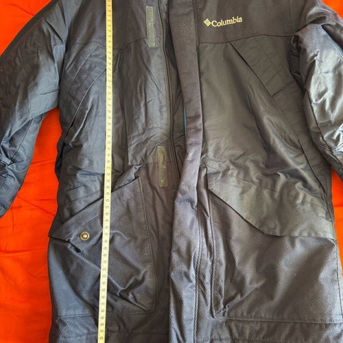 Columbia boys' jacket size M new blue