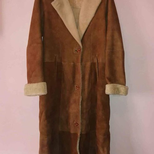 Muton coat new, very warm, size Medium, camel color