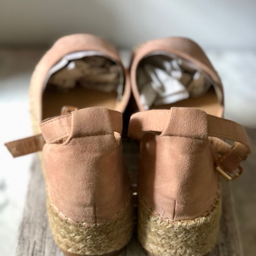 Pink suede platform espadrilles used with elastic ankle strap, size 39
