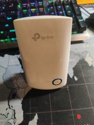 Wifi extender like new