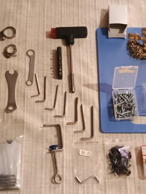 Σούπερ σετ εργαλείων και σιδηρικών σαν καινούργιο