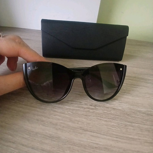 Sunglasses like new, black