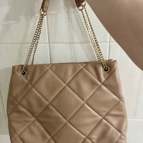 Nolah handbag like new