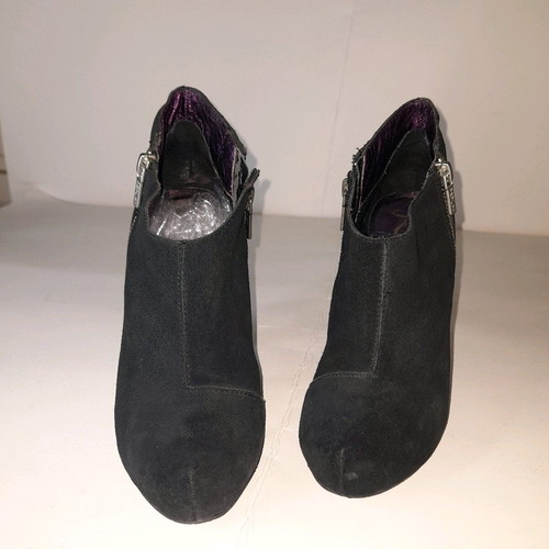 Replay velvet pumps size 37 like new, black