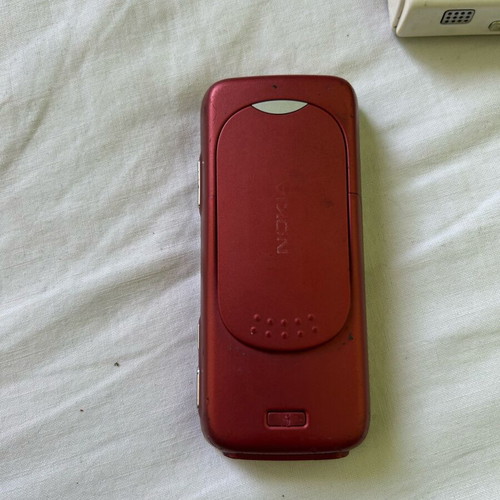 Nokia N73 phone like new, locked to Vodafone, without battery