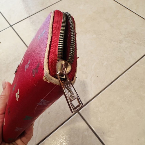 Carpisa wallet used, red