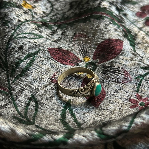 Silver 925 ring like new with turquoise stone from Bali
