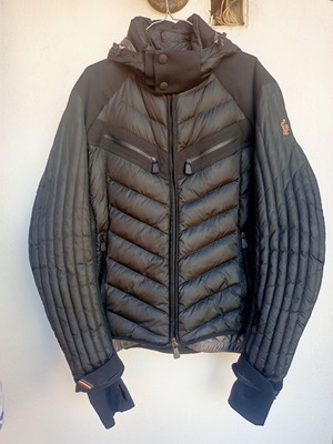 Moncler Gaillarde μπουφάν για σκι με πούπουλο, σαν καινούργιο, μαύρο