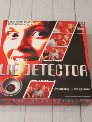 Lie Detector board game Parker Hasbro 2001