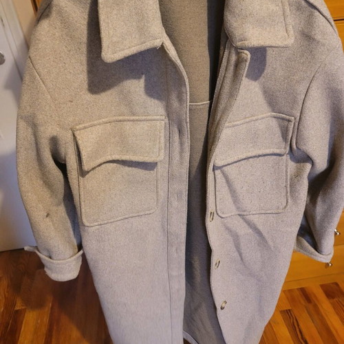 Bershka light coat small like new, dark beige