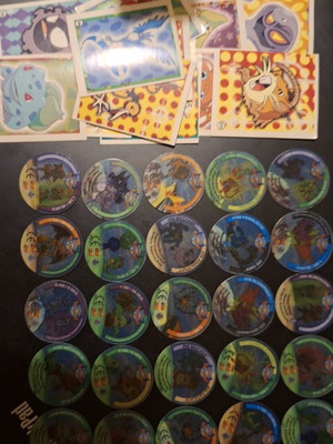 Tazos Pokémon used with Pokémon stickers