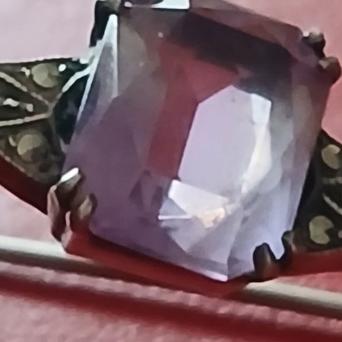 Silver brooch with lilac amethyst like new, A quality