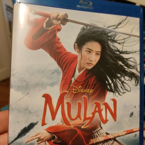 Mulan Blu-Ray like new, Disney live action remake with English subtitles