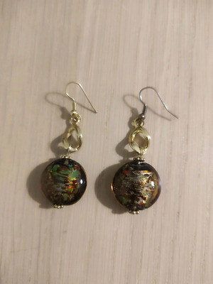 Dangling earrings like new with glass element handmade
