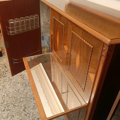 Buffet Baraki with Marquetry like new, 3 cabinets and mirror