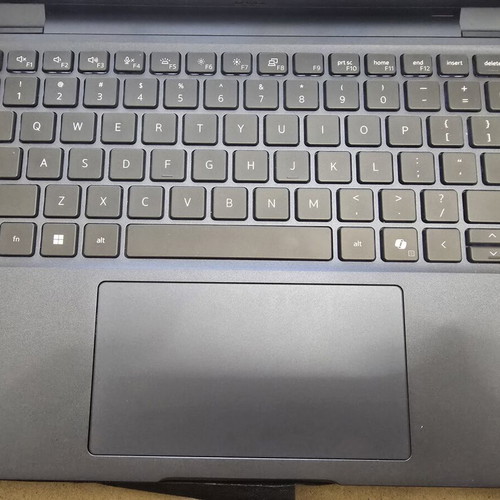 Dell Latitude 7450 14" IPS FHD+ Laptop like new, Intel Core i7, 32GB RAM, 512GB SSD