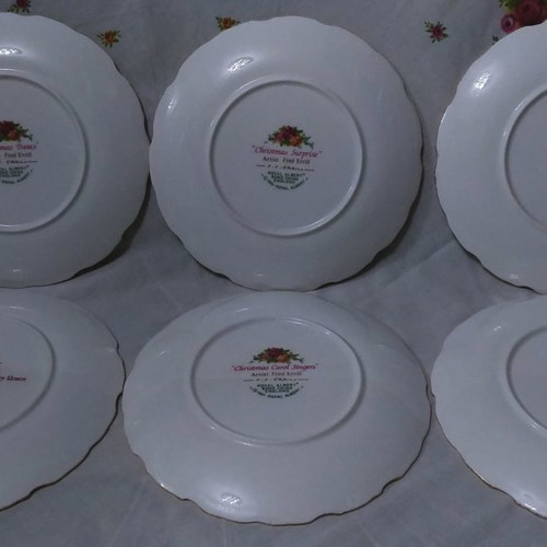 Royal Albert Christmas Collection plate set 6 pieces new bone china
