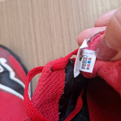 Puma athletic shoes like new, unisex, size 38, black and red